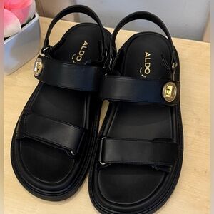 ♥️NWOT ALDO SANDALS♥️